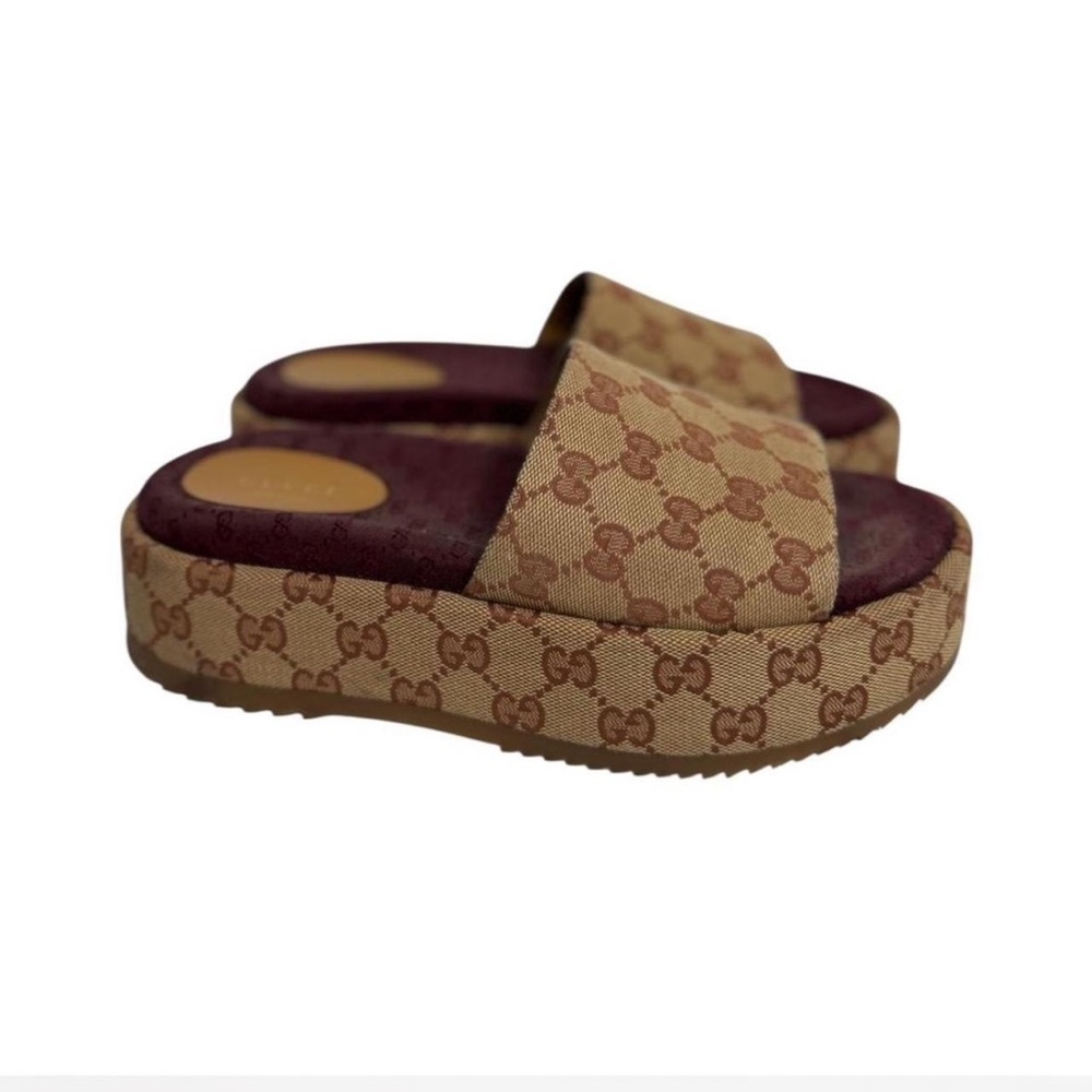 Gucci Women's Beige and Brown Platform Slides - Picture 2 of 3